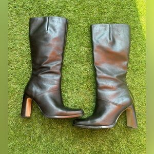 Genuine leather boots